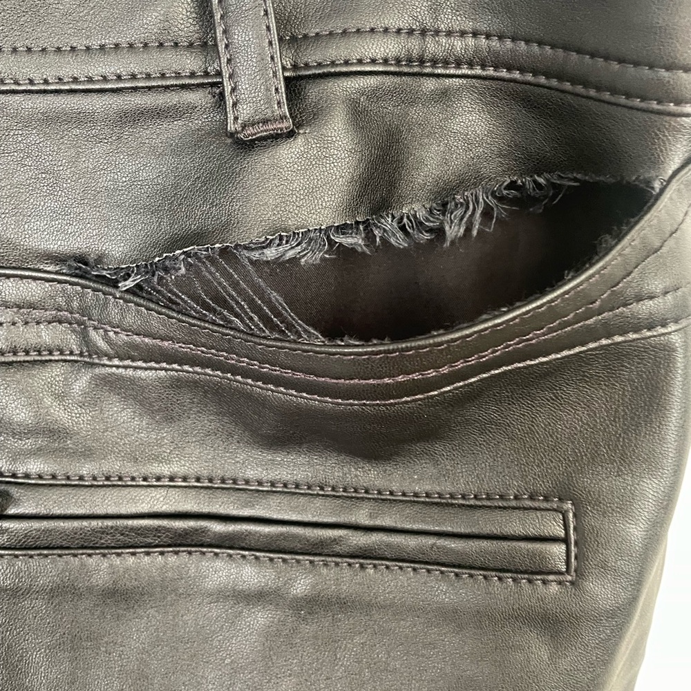Free People We the Free Black Vegan Leather Pants 12 NWT with Disclaimer (Read) - Picture 4 of 7